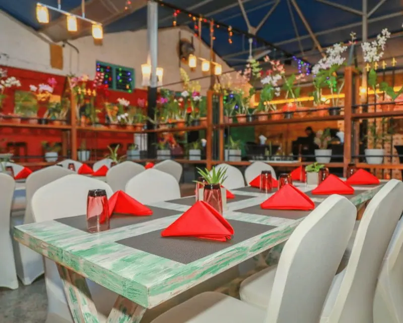 The Warehouse Colombo restaurant and bar – photo 10